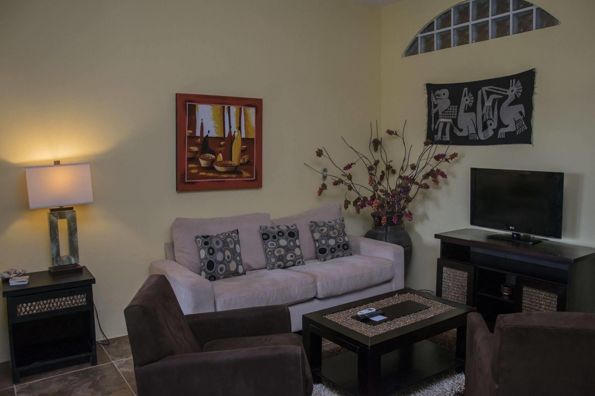 מנואל אנטוניו Condominio Villas El Parque מראה חיצוני תמונה